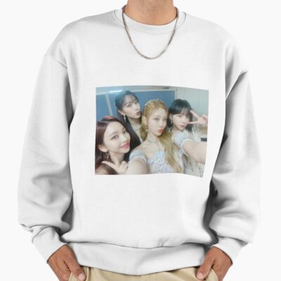 Alternative view of aespa Basic Sweatshirt