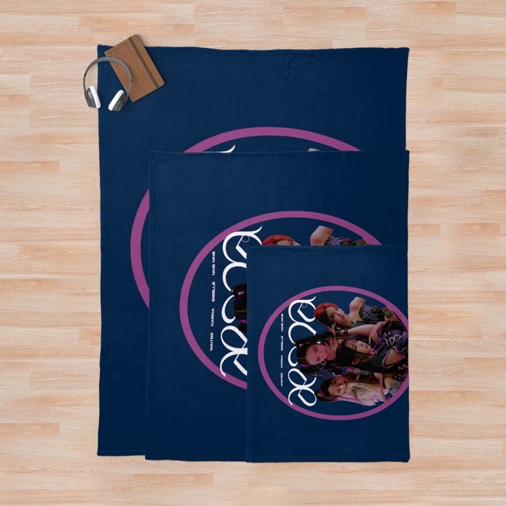 aespa Lightstick Throw Blanket - Image 3