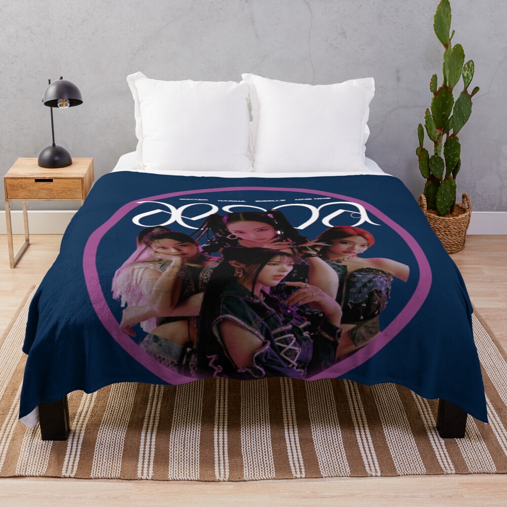 aespa Lightstick Throw Blanket